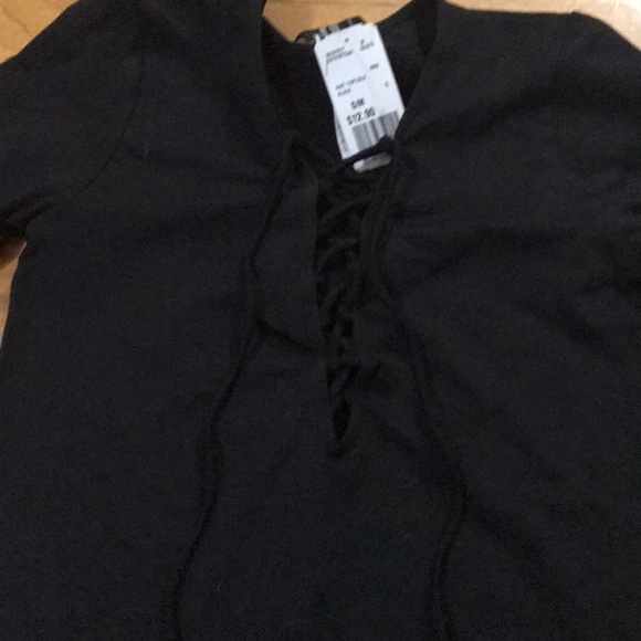 NWT Forever 21 Long Sleeve Lace Up Top - Picture 3 of 4